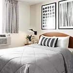 Intown Suites Extended Stay San Antonio Tx - Leon Valley North