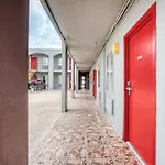 Oyo Hotel San Antonio Lackland Air Force Base West