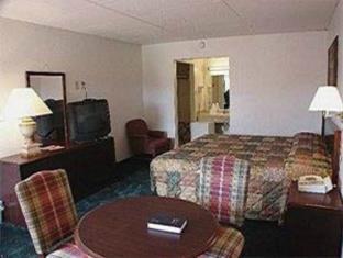 Oyo Lackland Air Force Base West Hotel 2*
