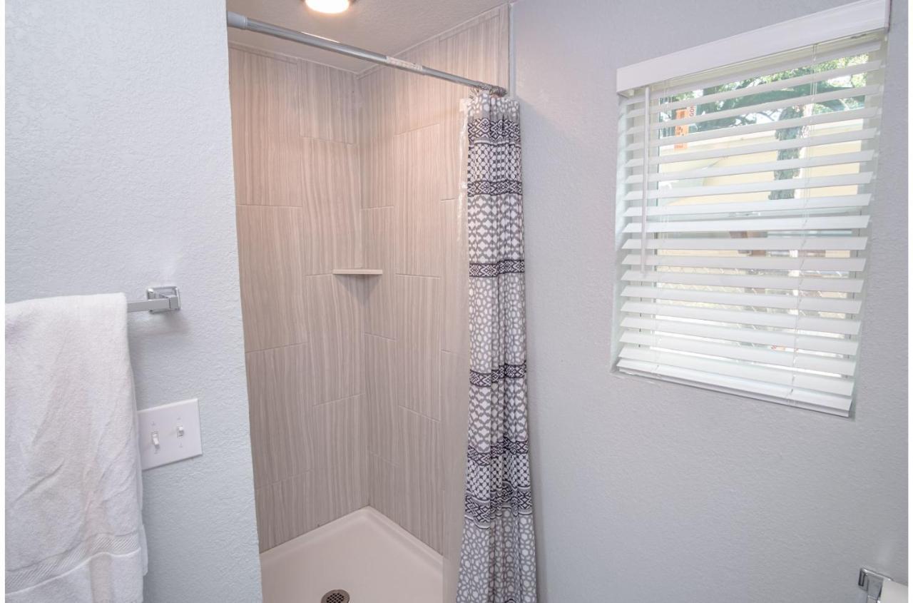 Remodeled Historic 1br1ba House Near Downtown Apartment San Antonio