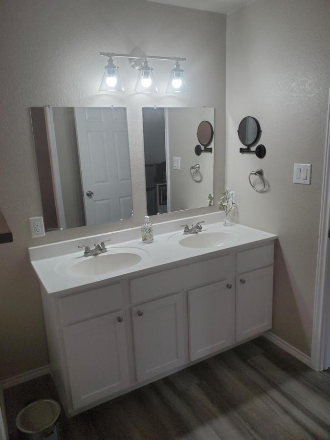 Conveniently Located Getaway Guest house *