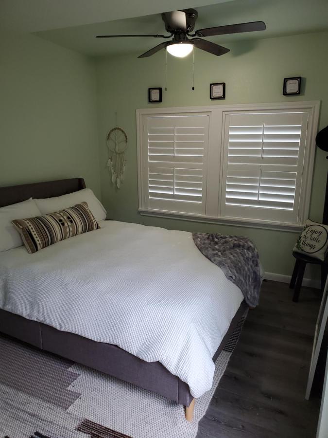 Conveniently Located Getaway Guest house *