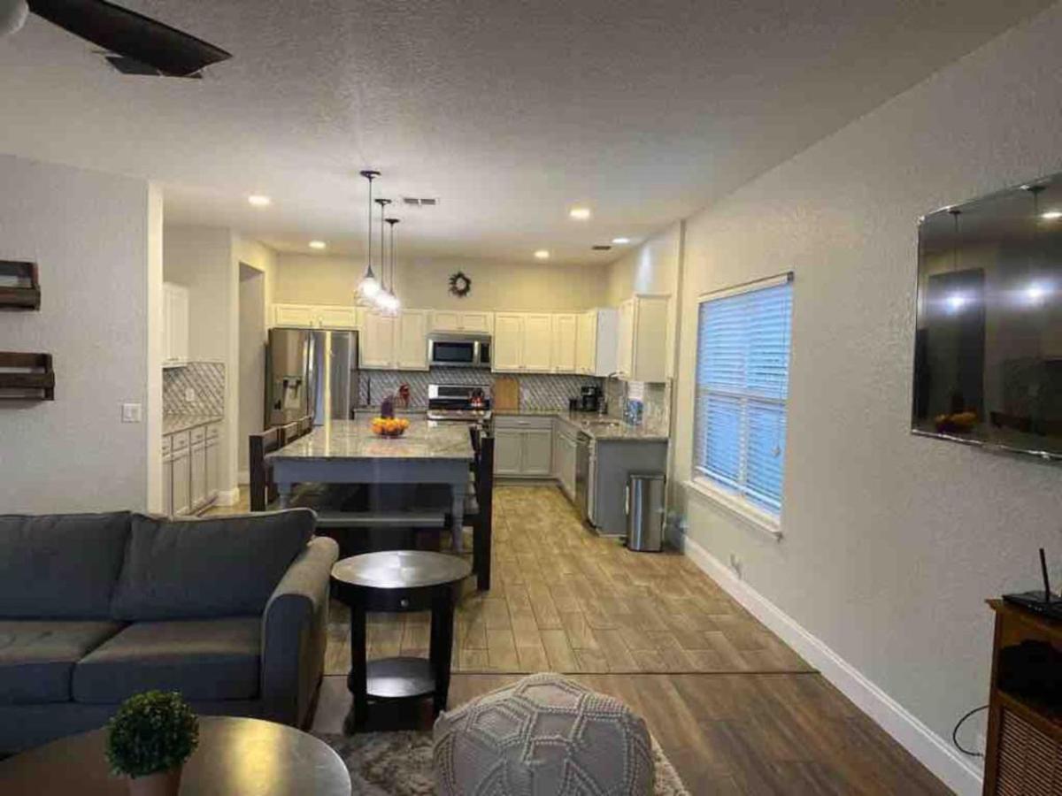 Lxry 5 Bedroom Large Heated Pool And Spa, Fire Pit San Antonio