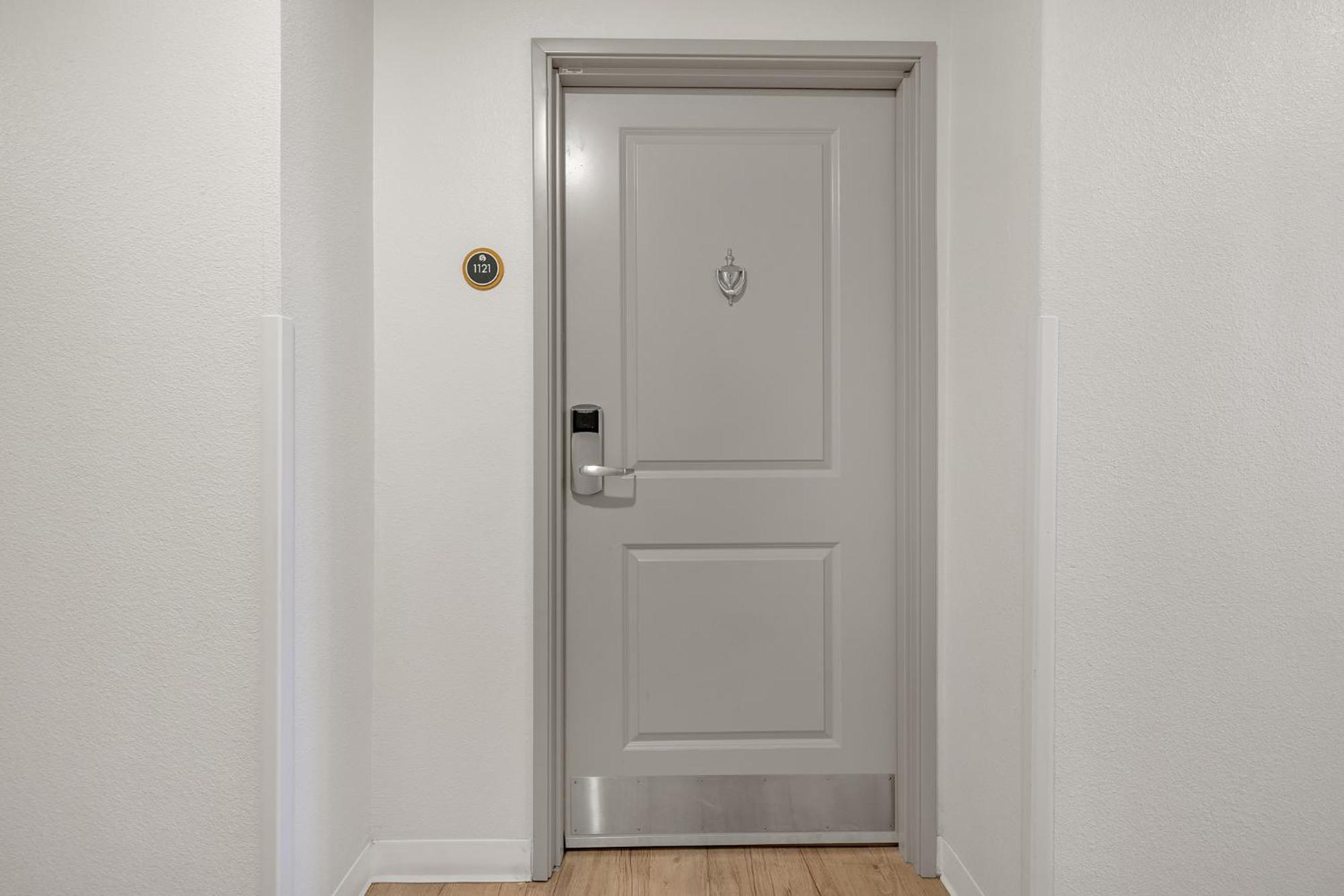 Simplicity At The Rim 1121 I Comfy 2 Bed 2 Bath * San Antonio