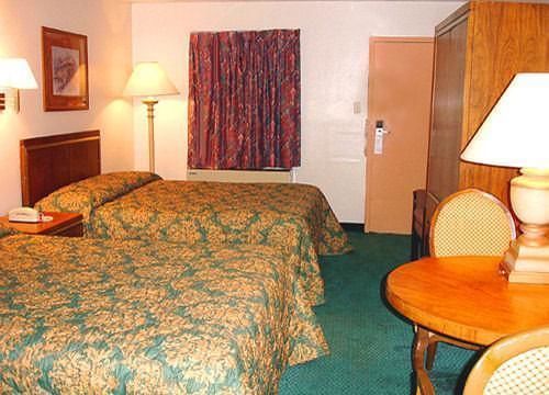 Hotel Oyo Lackland Air Force Base West San Antonio