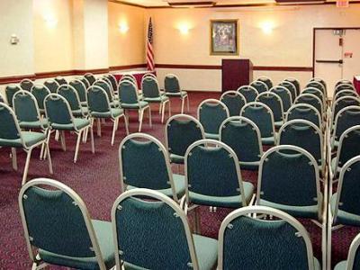 Budget - Fort Sam Hotel 3*
