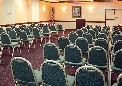 Budget - Fort Sam Hotel 3*
