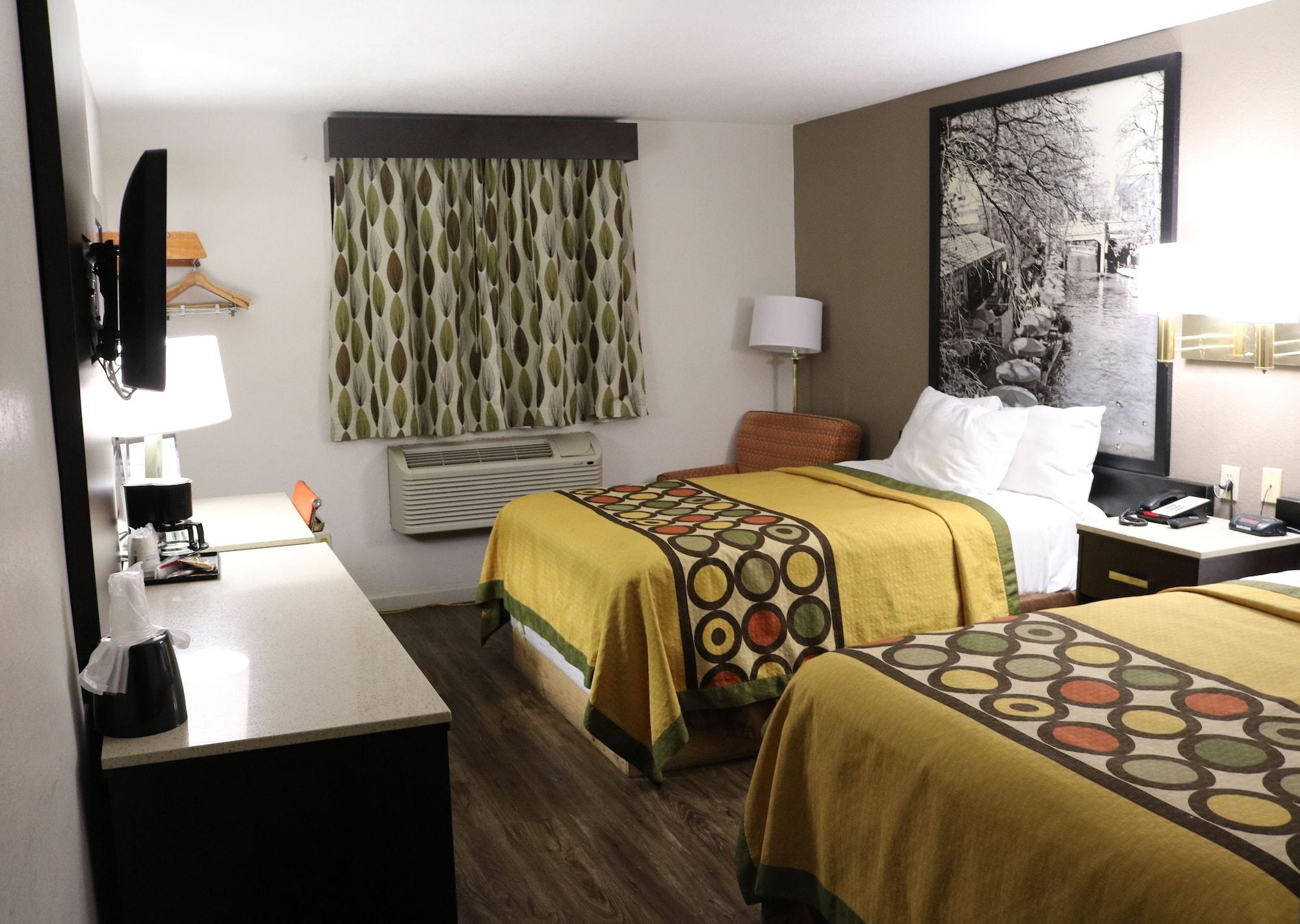 Hotel Super 8 By Wyndham San Antonio/i-35 North