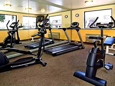 Budget - Fort Sam Hotel