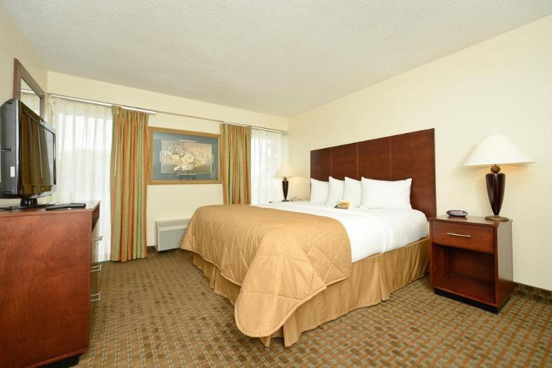 Hotel Budget - Fort Sam 3*