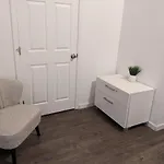 Cozy *Downtown Getaway*