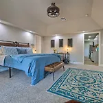 Updated San Antonio Home Near Dtwn And Parks!