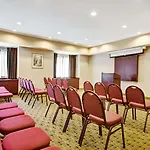 Super 8 By Wyndham San Antonio Airport North