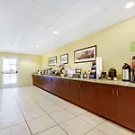 Super 8 By Wyndham San Antonio Airport North