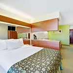 Super 8 By Wyndham San Antonio Airport North