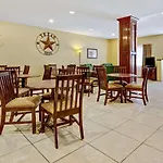 Super 8 By Wyndham San Antonio Airport North