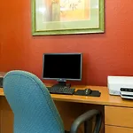 Days Inn By Wyndham San Antonio At Palo Alto