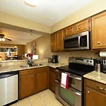Style & Comfort Townhome Near Most Tourist Attractions