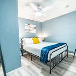 Fascinating 2Br1Ba Near Festive Dt And Riverwalk
