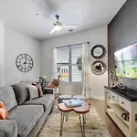 Style And Comfort Studio Southtown Gym Pool