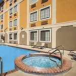 Holiday Inn Express & Suites San Antonio - Downtown Market Area By Ihg