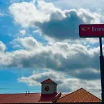 Econo Lodge Inn & Suites Downtown San Antonio Riverwalk Area