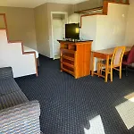 Homegate Studio And Suites San Antonio
