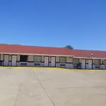 Brooks City Executive Inn