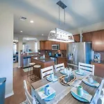 Cozy Home - Seaworld, Six Flags, Bmt Cup, Lackland