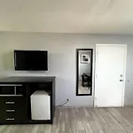 Budget Inn Motel