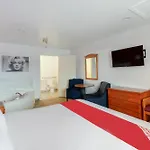 Oyo Hotel San Antonio Near At&T Center