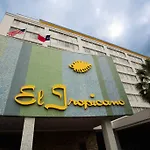 El Tropicano Riverwalk