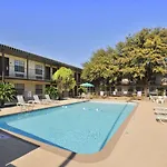 GreenTree Inn San Antonio/Lackland Air Force Base