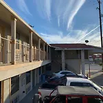 Bandera Motel