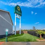 La Quinta Inn By Wyndham San Antonio Brooks City Base