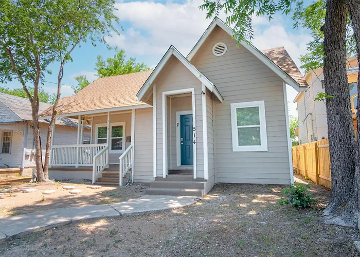 Fabulous Newly Renovated 1Br1Ba Near Downtown