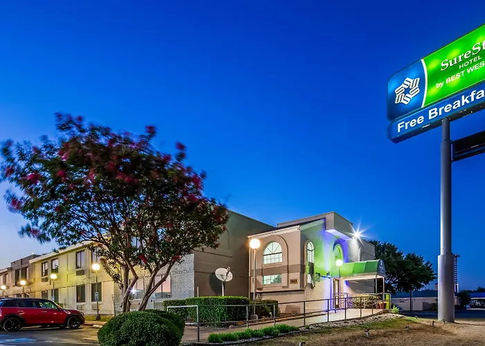 Travelodge By Wyndham San Antonio Downtown Northeast