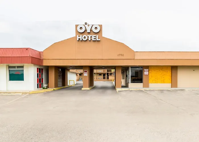 Oyo Hotel San Antonio Lackland Afb Seaworld Hwy 90 W