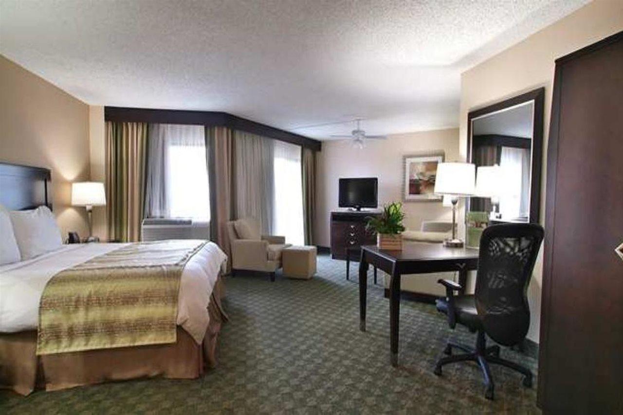 Doubletree By Hilton Downtown 4*