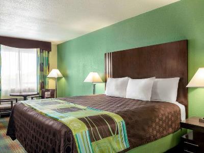 Ramada By Wyndham Near Seaworld - Lackland Afb San Antonio