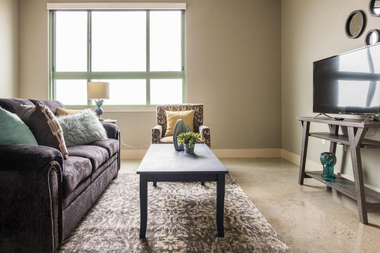 Frontdesk Inspire Downtown Apts San Antonio Tx Apartment San Antonio