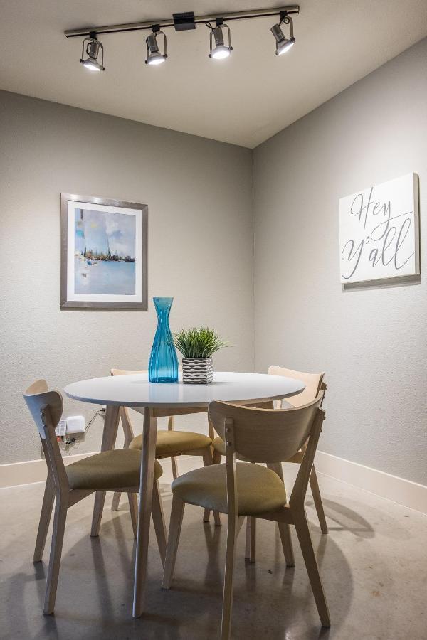 Apartment Frontdesk Inspire Downtown Apts San Antonio Tx San Antonio