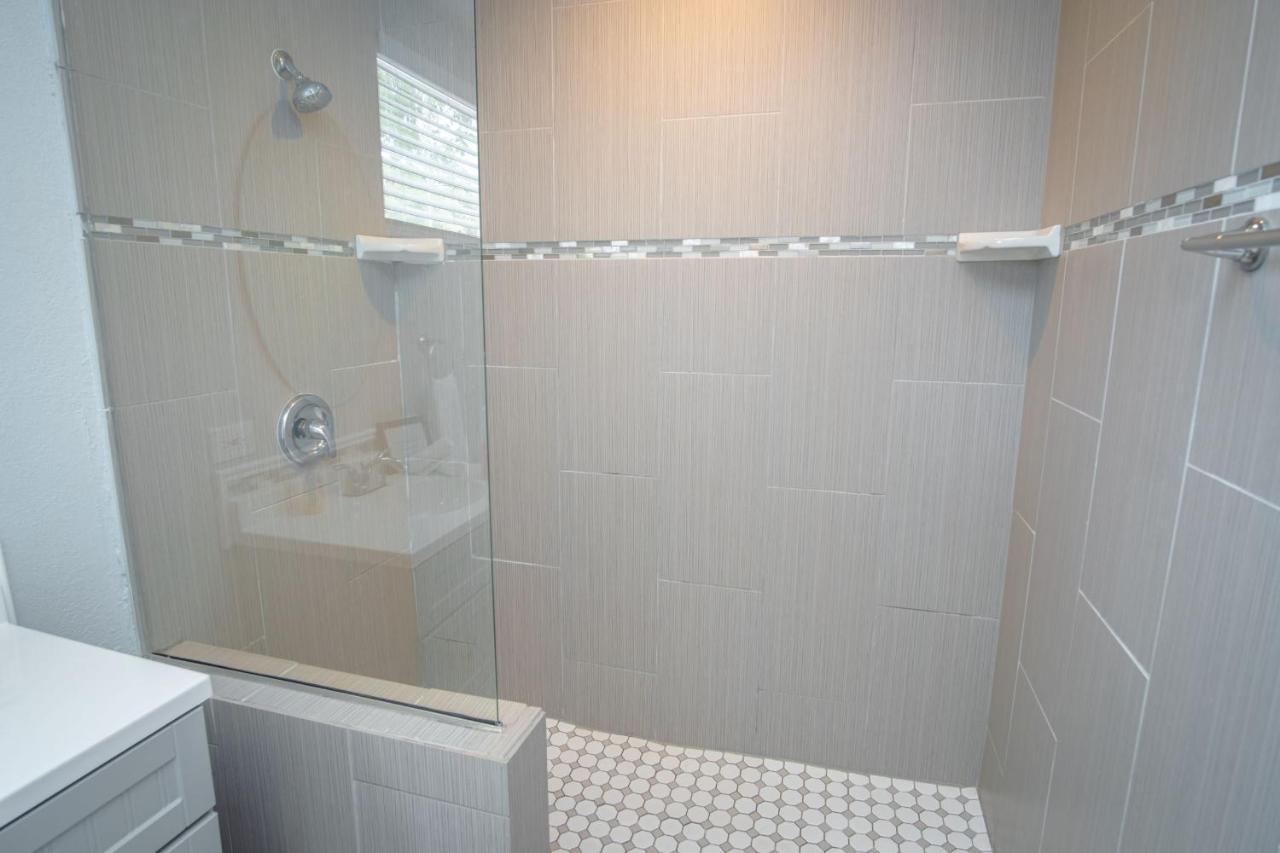 Remodeled Historic 2br 1ba House Near Downtown San Antonio