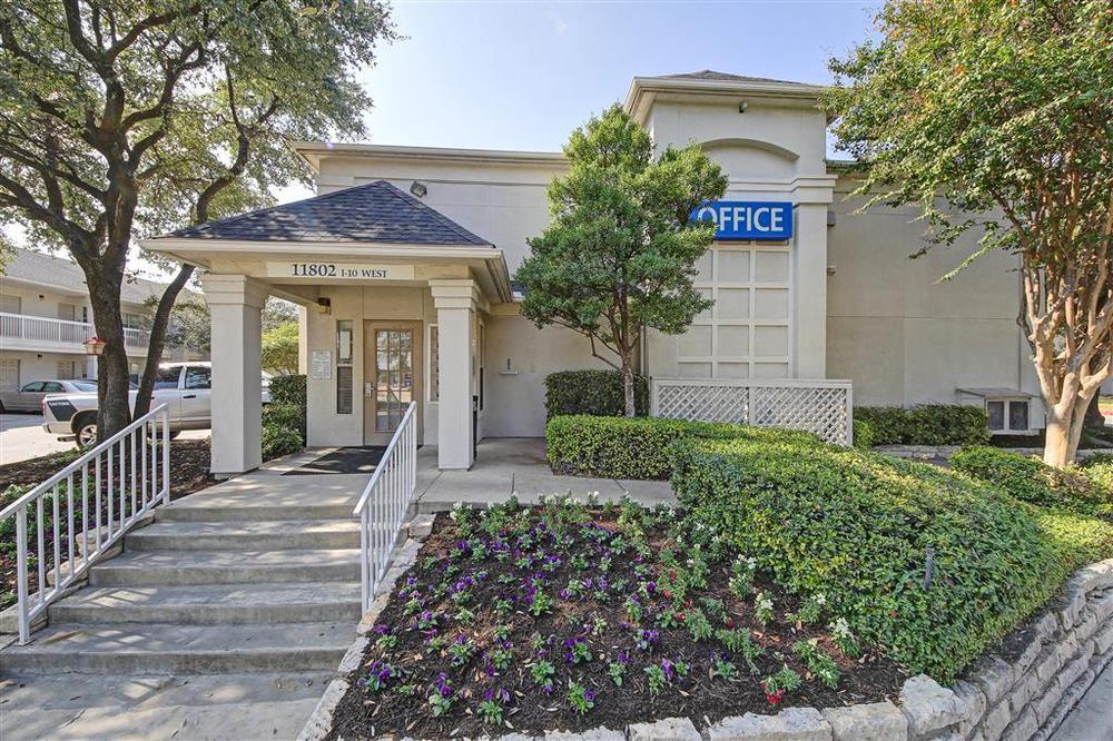 Hotel Studio 6-san Antonio, Tx - Six Flags
