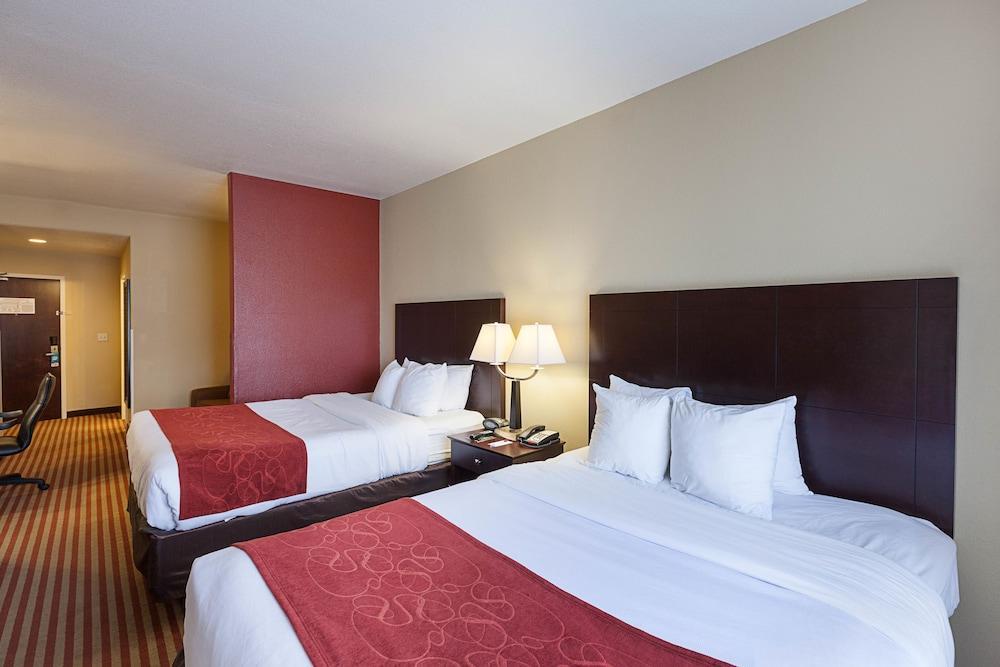 Comfort Medical Center Near Six Flags 3*