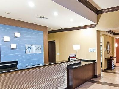 Express & Frost Bank Center By Ihg Hotel