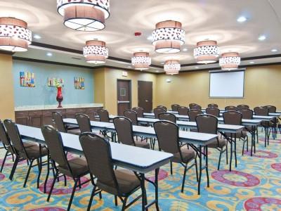 Express & Frost Bank Center By Ihg Hotel San Antonio
