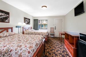 Hotel Oyo East 2*