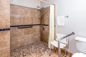 Oyo East Hotel