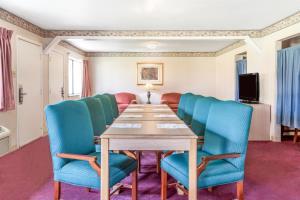 Oyo East Hotel